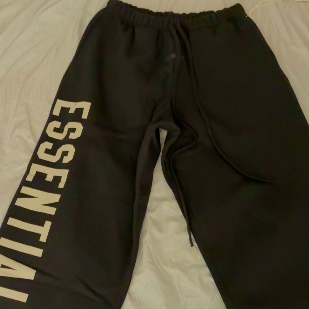 Essentials Black Fleece Lounge Pants (Brand New Never worn) - Picture 3 of 7